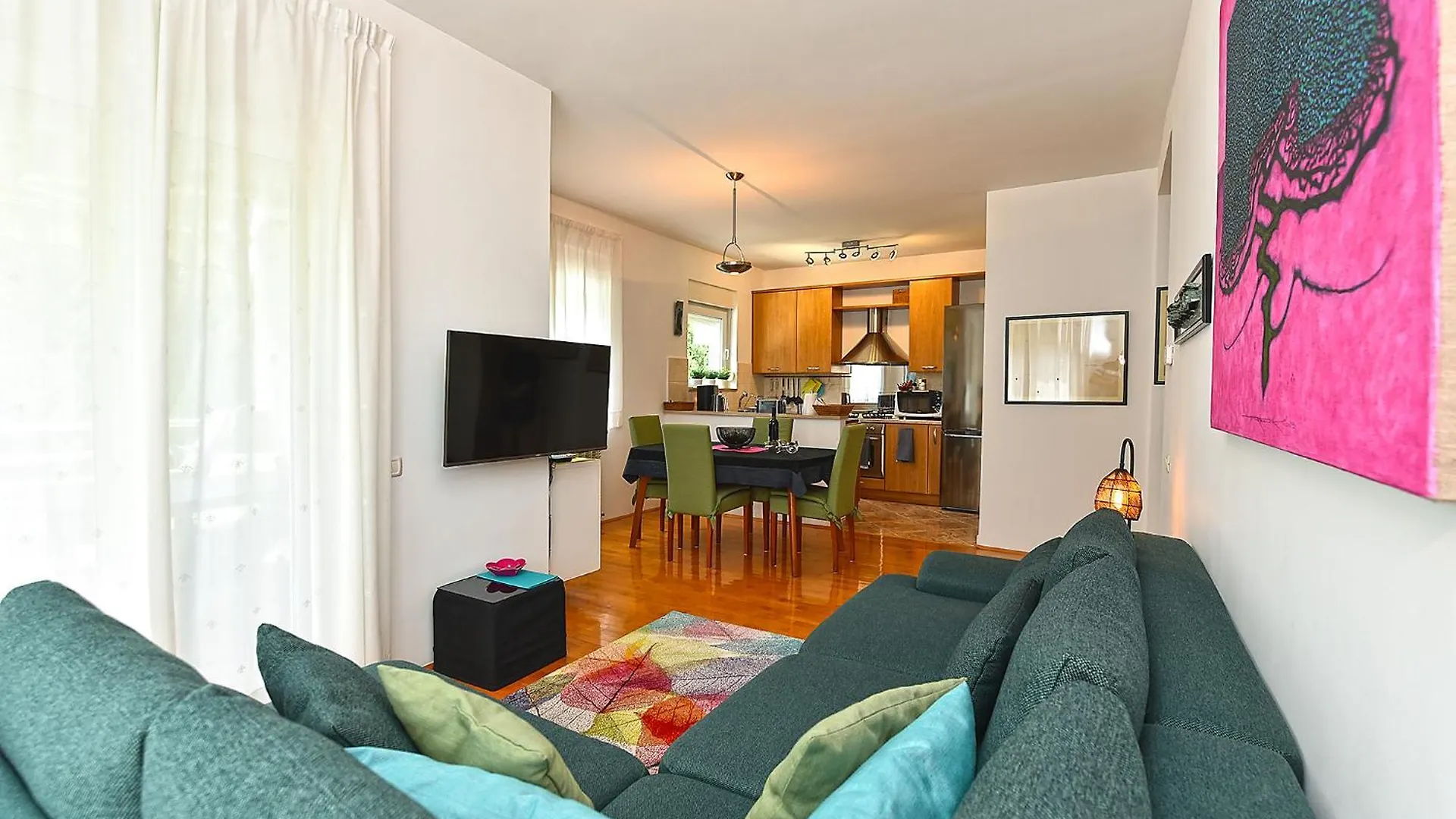 Apartment Karolina 2343 プーラ